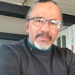 Meet your Posher, Alejandro alfonso